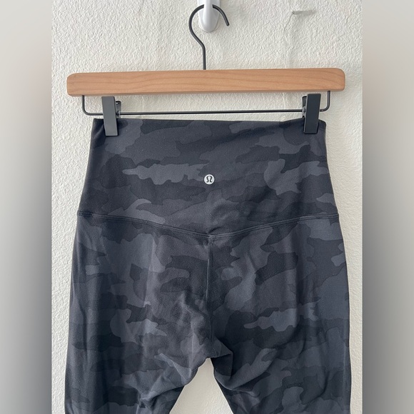Lululemon Align Pant 28" | Heritage 365 Camo Deep Coal Multi | Size 6 - Picture 2 of 8